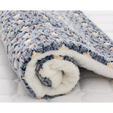 Pet Sleeping Mat Dog Bed Cat Bed Soft Hair Thickened Blanket Pad Fleece Home Washable Warm Bear Pattern Blanket Pet Supplies